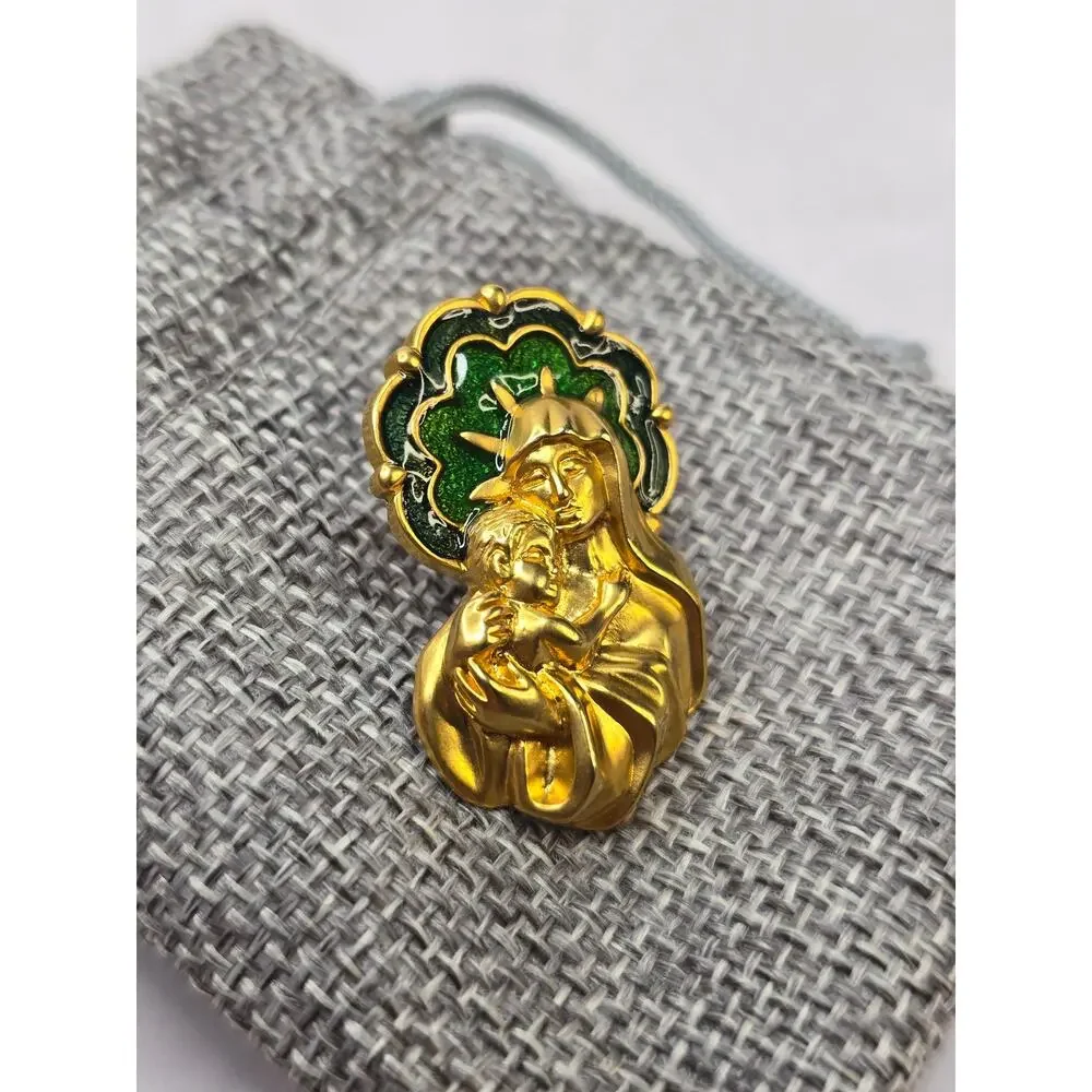 Vintage 90's Avon Madonna and Child Pin